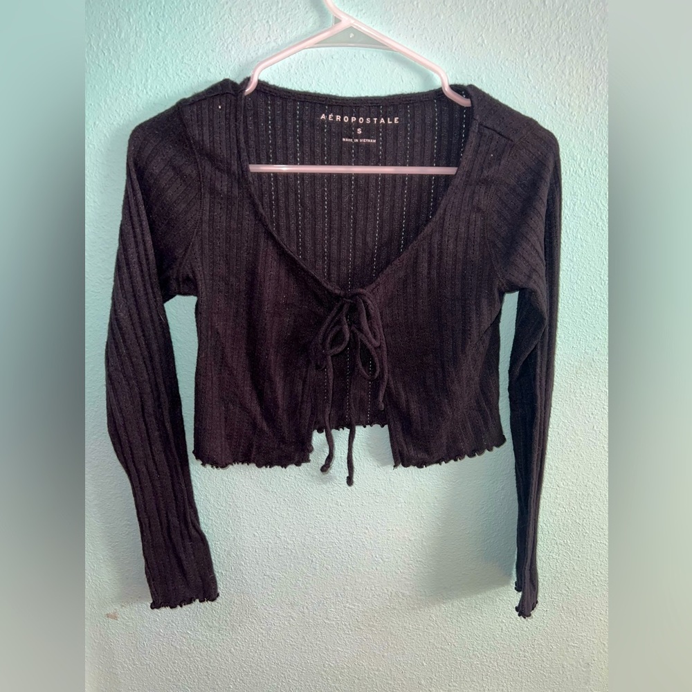 Black Tie Front Crop Top